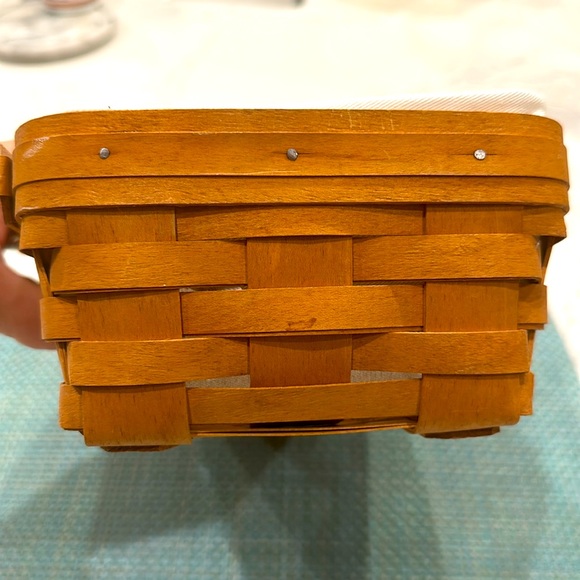 Longaberger Bread Basket w/ Liner, Protector and Warming Brick - Picture 7 of 12